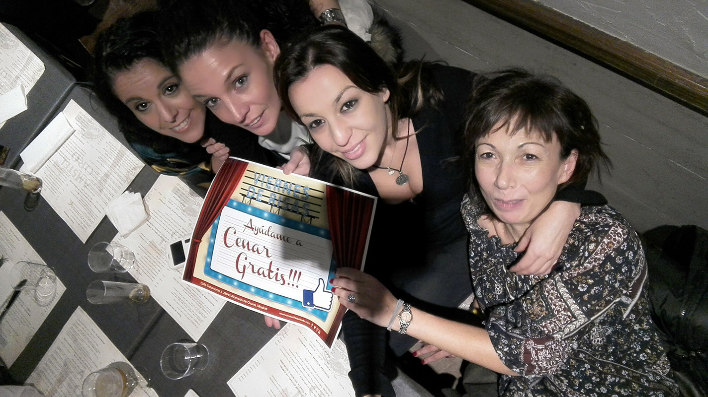 Raquel, Marta, Ana y Raquel te piden ayuda para Cenar por la Patilla gracias al #ViernesDeRisas